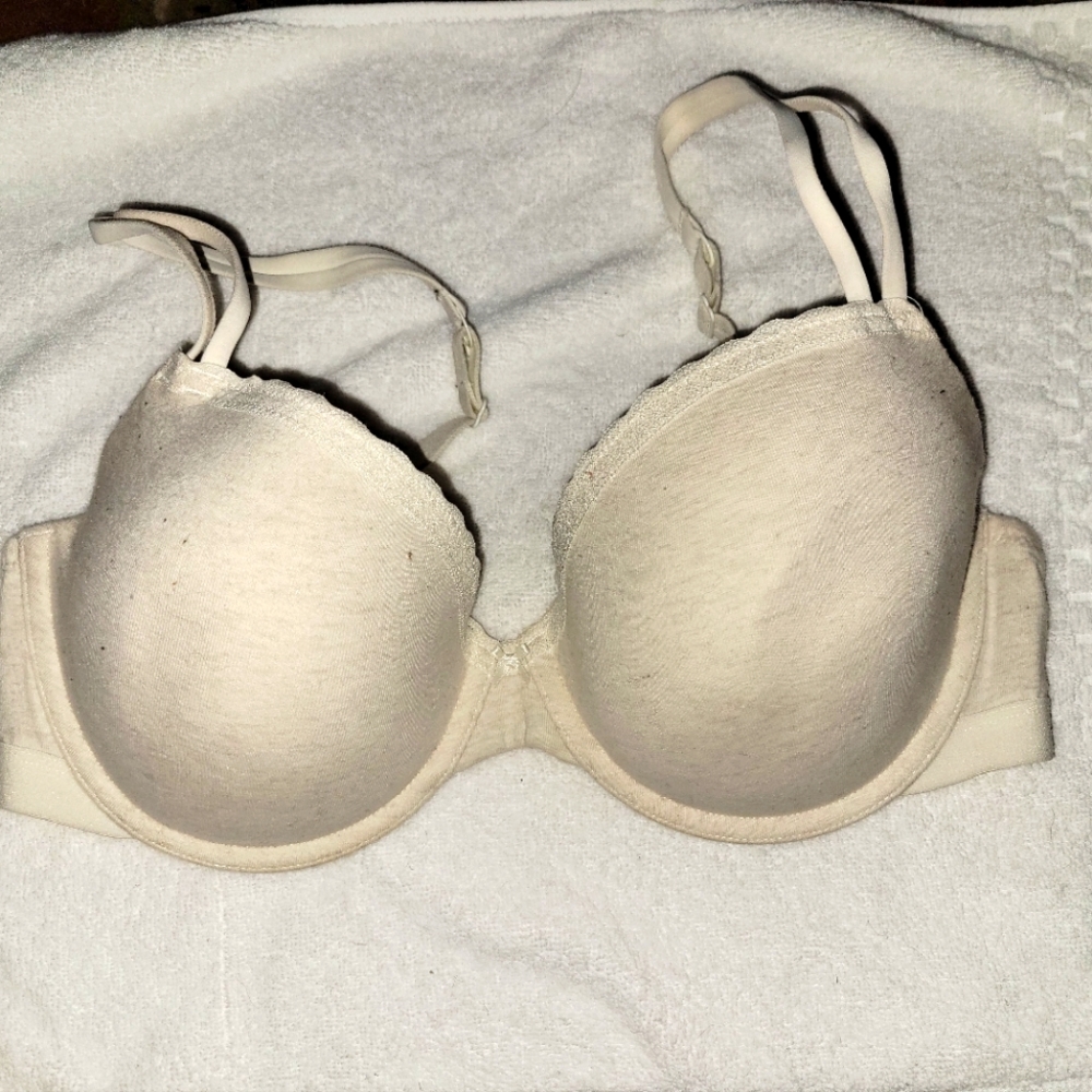 T shirt bra